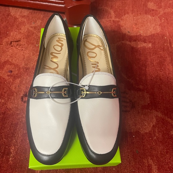 SAM EDELMAN
Loraine Two-Tone Bit Loafers. - Picture 5 of 13